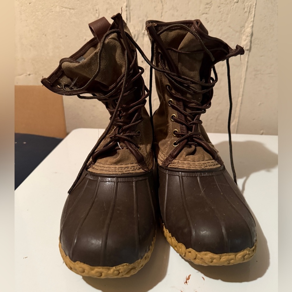 L.L. Bean Maine Hunting Duck Boots - 9M